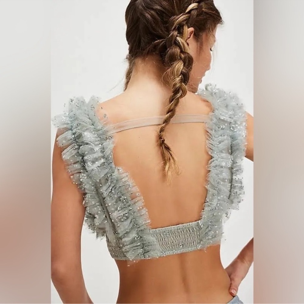 Free People One Sosha Party Top in Silver Retail $98 NWOT Small - Picture 3 of 5